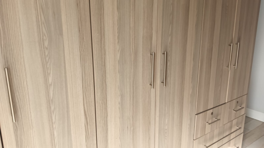 6 Bedroom Property for Sale in Gonubie Eastern Cape